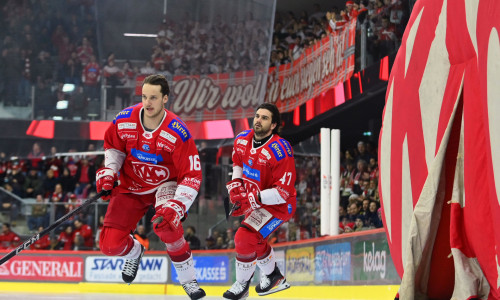 Die Rotjacken starten am 19. März auf eigenem Eis in das Playoff-Halbfinale