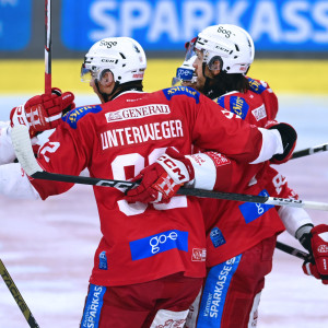 Schon in Spielminute drei durfte sich die zweite Powerplay-Unit des EC-KAC über den ersten Treffer freuen