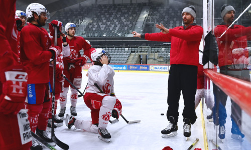 Die Rotjacken nahmen am Freitag die Vorbereitung auf die Finalserie 2024 auf