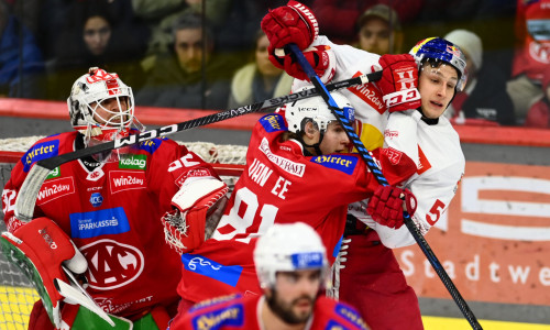 Mit Heimvorteil starten die Rotjacken am Freitagabend in die Finalserie gegen den EC Salzburg