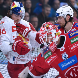 KAC-Verteidiger David Maier spielte einmal mehr sehr stark und punktete im dritten Finalspiel hintereinander KAC-Verteidiger David Maier spielte einmal mehr sehr stark und punktete im dritten Finalspiel hintereinander