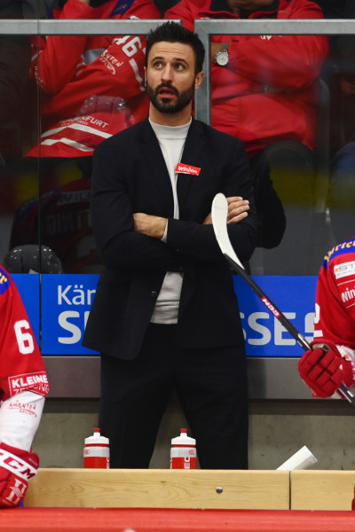 David Fischer kam im Jahr 2016 als Spieler nach Klagenfurt und arbeitet seit 2021 als Trainer im EC-KAC