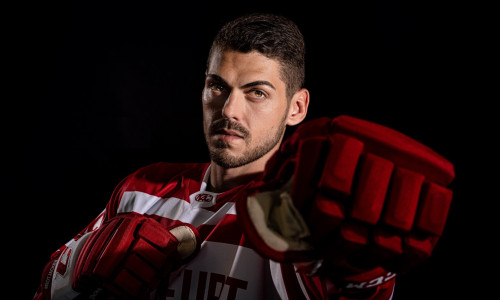 Thomas Vallant bestritt 402 Bewerbsspiele für die Kampfmannschaft des EC-KAC