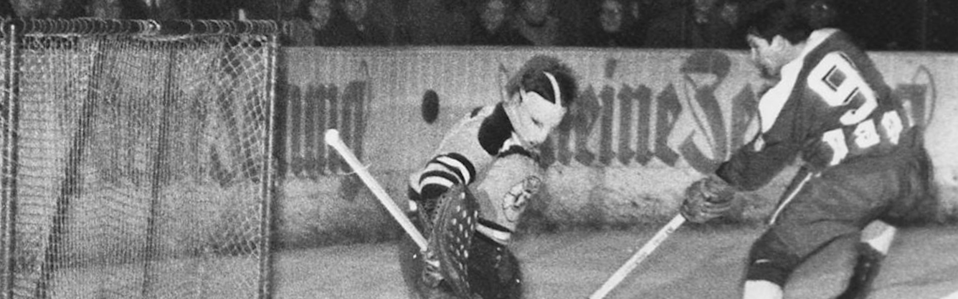 Walter König als Torschütze im Europacup-Achtelfinale 1968/69 gegen den deutschen Meister EV Füssen