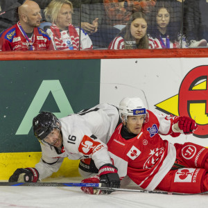 Matt Fraser blieb gegen den schweizer Spitzenklub wie auch seine Teamkollegen ohne Torerfolg Matt Fraser blieb gegen den schweizer Spitzenklub wie auch seine Teamkollegen ohne Torerfolg
