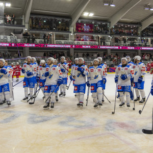 Am Ende konnte sich Polens amtierender Meister von seinen rund 250 mitgereisten Fans feiern lassen Am Ende konnte sich Polens amtierender Meister von seinen rund 250 mitgereisten Fans feiern lassen