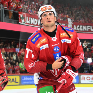 Mathias From traf zwei Mal im Spiel und ein Mal im Shootout, er wurde als Spieler des Abends ausgezeichnet Mathias From traf zwei Mal im Spiel und ein Mal im Shootout, er wurde als Spieler des Abends ausgezeichnet