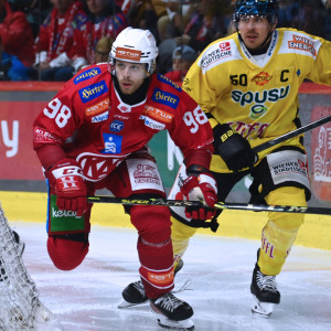 Daniel Obersteiner brachte die Rotjacken im ersten Abschnitt in Führung Daniel Obersteiner brachte die Rotjacken im ersten Abschnitt in Führung