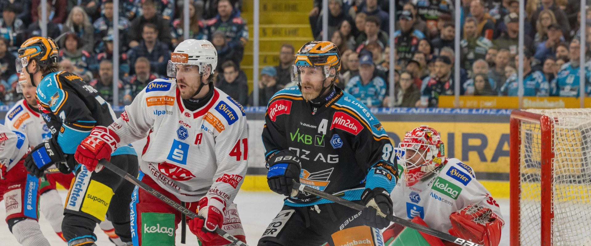 Die Rotjacken mussten am Dienstagabend in Linz den Ausgleich in der Halbfinalserie hinnehmen