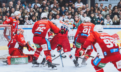 Die Rotjacken waren im zweiten Finalspiel in Salzburg von Beginn an auf verlorenem Posten