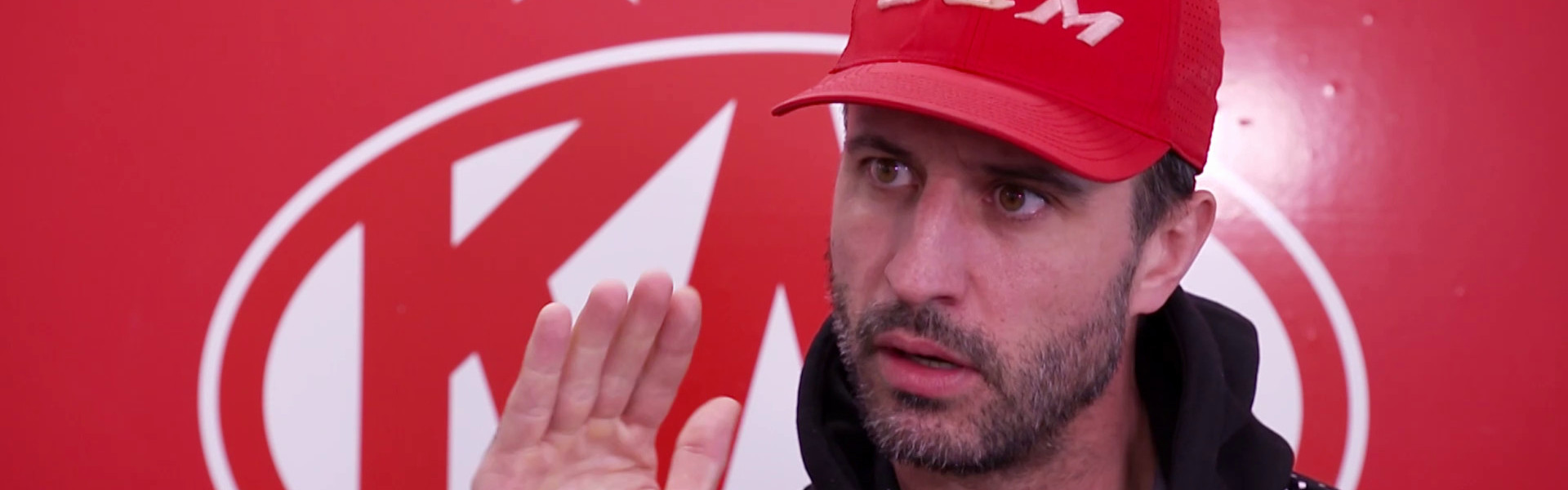 David Fischer gibt im Interview bei #Rotjacken-TV die Richtung vor