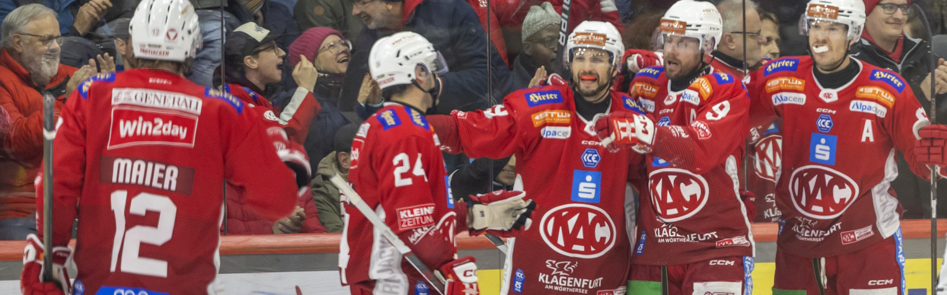 Die Game Worn-Trikots der Rotjacken aus der Saison 2024/25 sind bis Sonntag im Rahmen einer stillen Auktion erhältlich