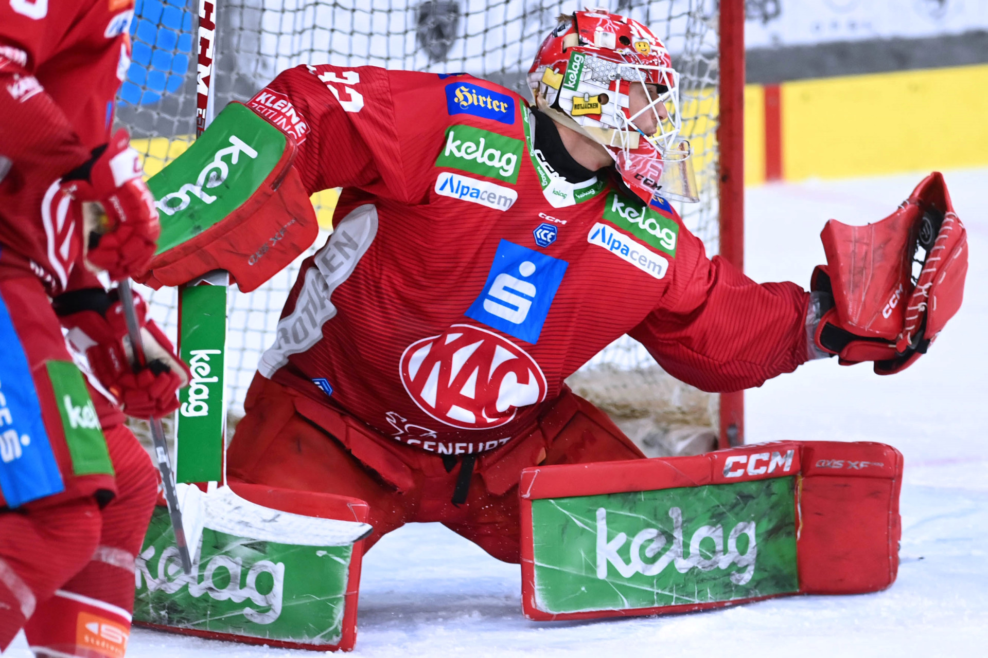 Sebastian Dahm hat seinen Vertrag verlängert und geht im Sommer in seine sechste Saison beim EC-KAC | Bildrechte: EC-KAC/Florian Pessentheiner