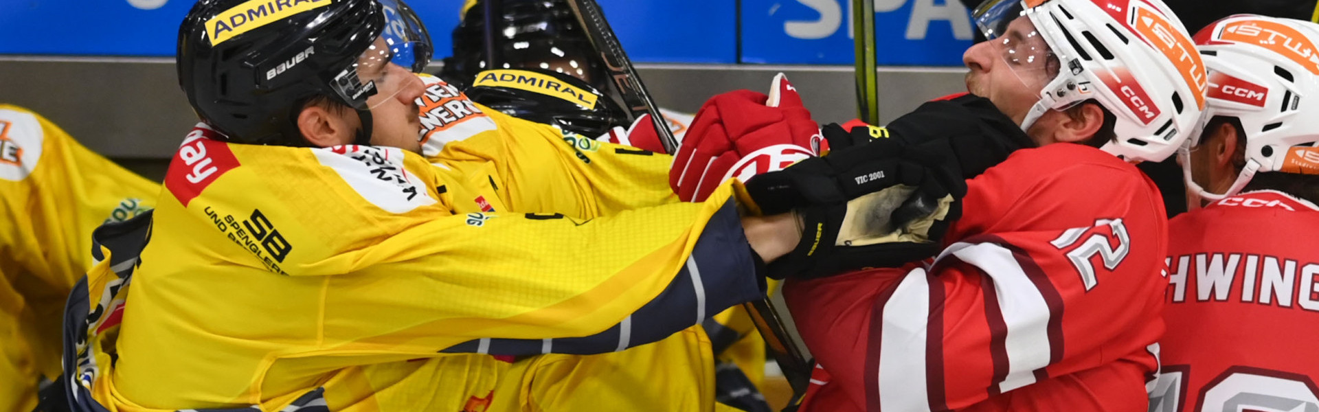 Die Rotjacken und die Vienna Capitals lieferten sich am Freitagabend ein recht ruppiges Testspiel