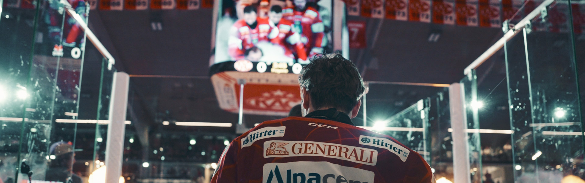 Jordan Murray und die Rotjacken hatten gegen den HCB Südtirol einen schweren Stand