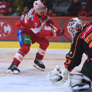 Nick Petersen brachte den EC-KAC nach Schock-Start auf die Anzeigetafel Nick Petersen brachte den EC-KAC nach Schock-Start auf die Anzeigetafel