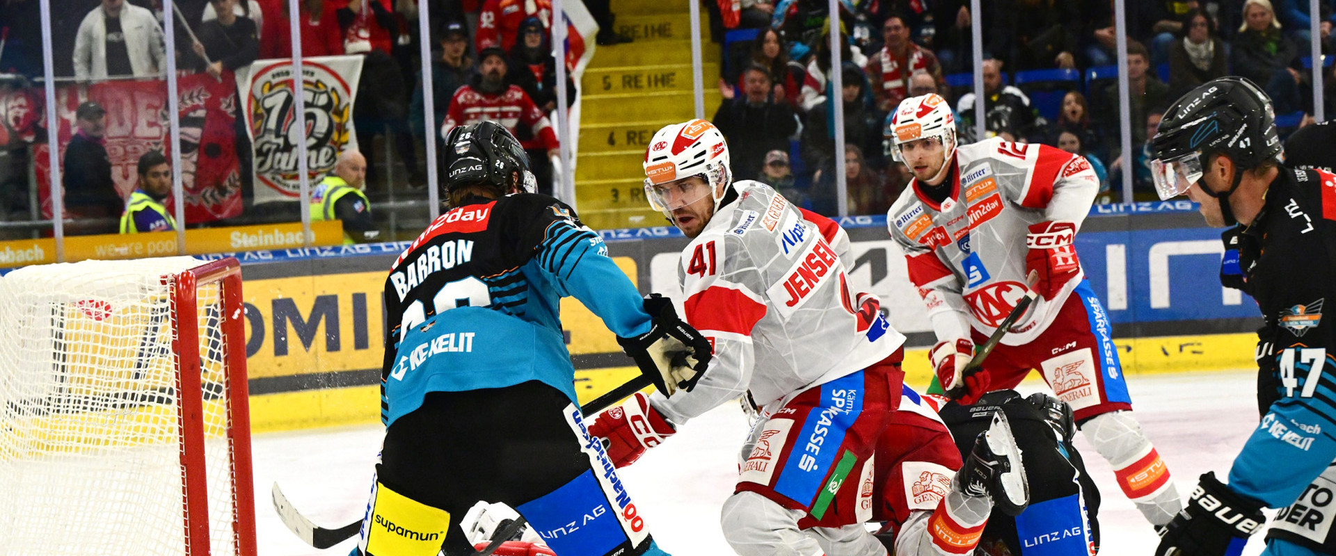 Die Rotjacken bewiesen im Auswärtsspiel in Linz Comeback-Qualitäten