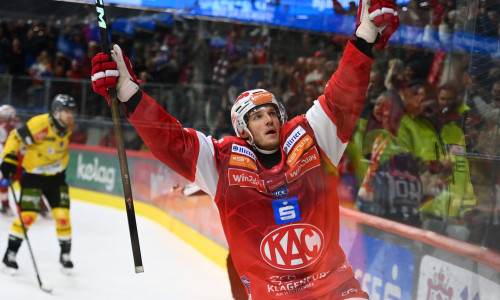 Simeon Schwinger schoss den EC-KAC in der Verlängerung zum Heimsieg gegen den HC Pustertal