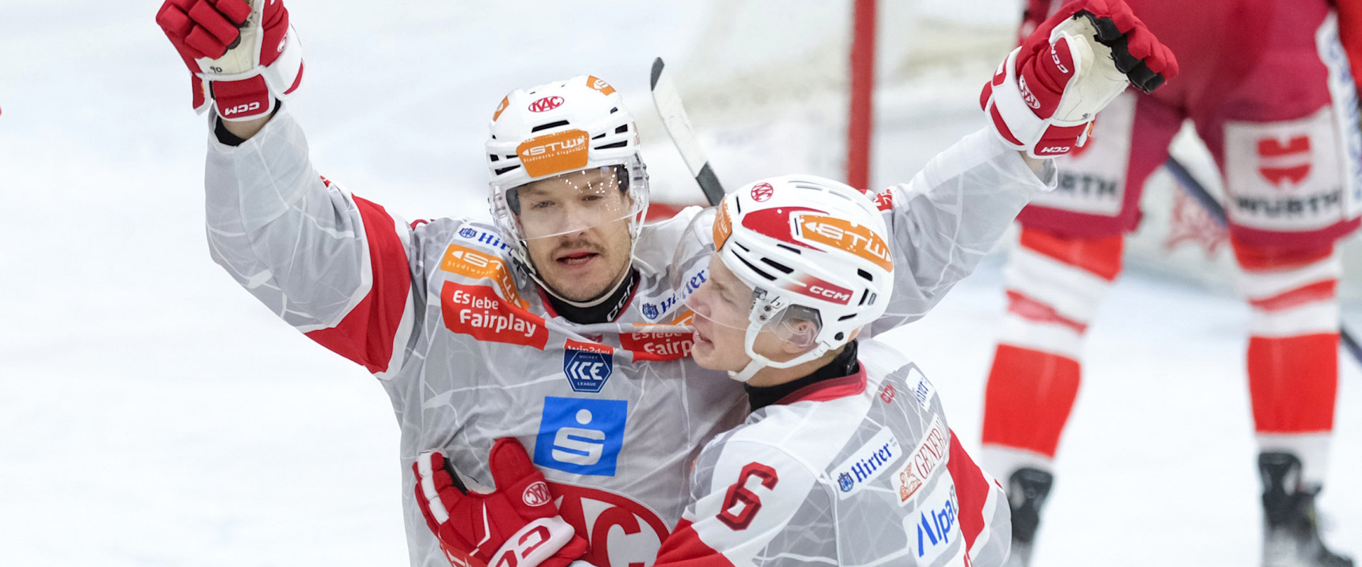 Matt Fraser erzielte das erste Tor der Rotjacken beim 5:3-Erfolg in Bolzano/Bozen