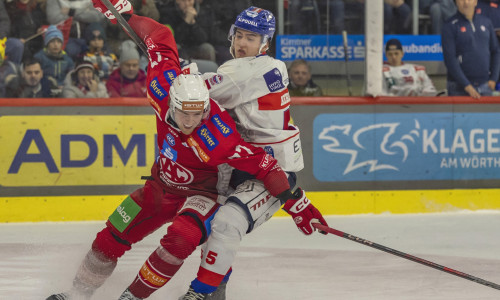 Die Rotjacken duellieren sich am Freitagabend zum ersten Mal in der Saison mit dem HC Innsbruck