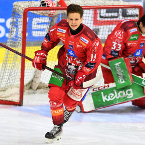 Der 17-jährige Lennart Leitner stand am Freitag zum ersten Mal im Lineup der Kampfmannschaft und avancierte zum bereits 16. Spieler aus der eigenen Nachwuchsabteilung, der heuer zu einem Bewerbsspieleinsatz bei den Profis kam Der 17-jährige Lennart Leitner stand am Freitag zum ersten Mal im Lineup der Kampfmannschaft und avancierte zum bereits 16. Spieler aus der eigenen Nachwuchsabteilung, der heuer zu einem Bewerbsspieleinsatz bei den Profis kam