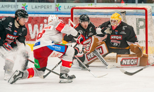 Die Rotjacken mussten sich am Sonntag in Feldkirch mit einem Punkt begnügen