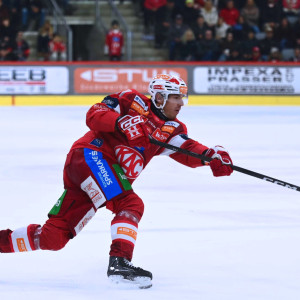 Der angeschlagene Jesper Jensen Aabo biss die Zähne zusammen und krönte seine starke Vorstellung mit seinem ersten Saisontor Der angeschlagene Jesper Jensen Aabo biss die Zähne zusammen und krönte seine starke Vorstellung mit seinem ersten Saisontor