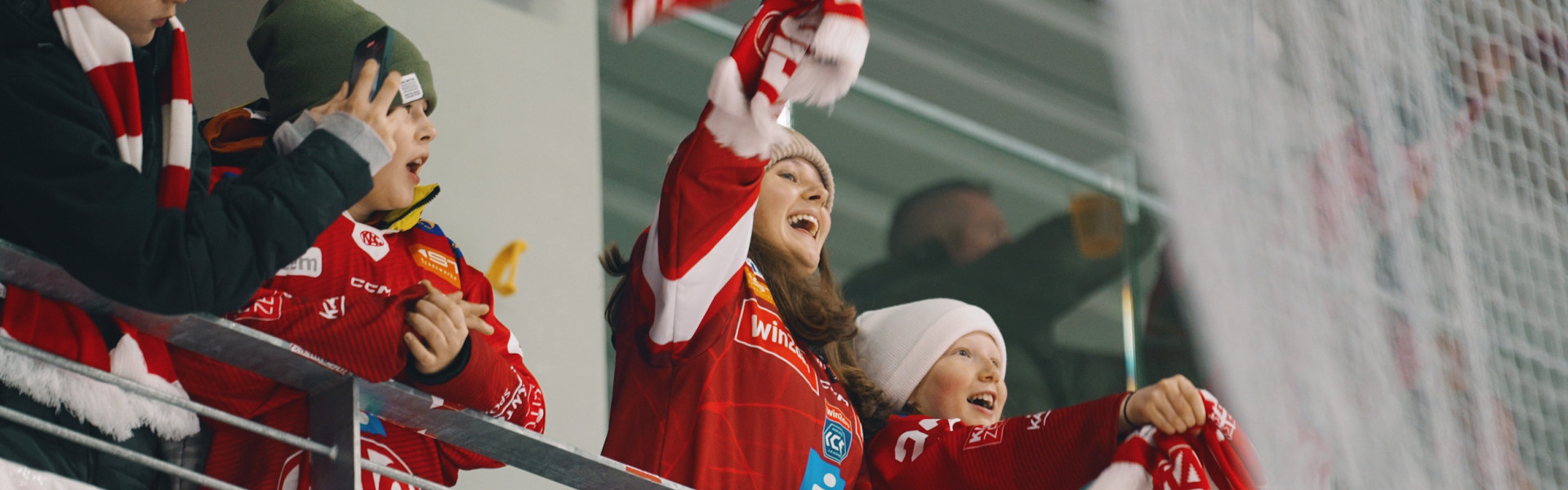 Viele zufriedene Gesichter gab es in der Heidi Horten-Arena nach dem dritten Heimsieg der Rotjacken hintereinander