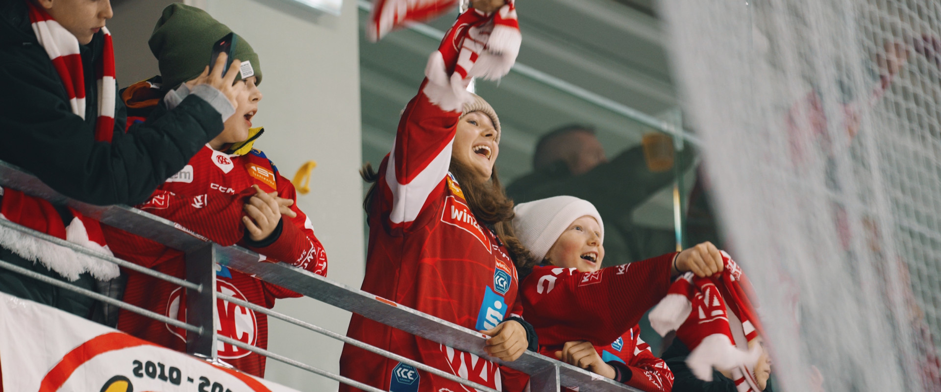 Viele zufriedene Gesichter gab es in der Heidi Horten-Arena nach dem dritten Heimsieg der Rotjacken hintereinander