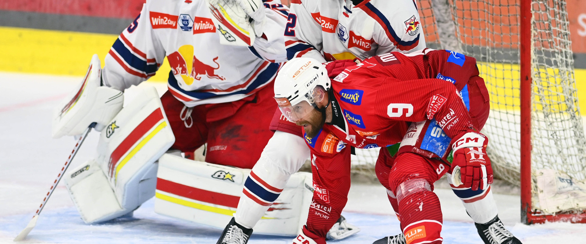 Die Rotjacken wollen am Sonntag die Niederlagenserie gegen Salzburg einem Ende zuführen
