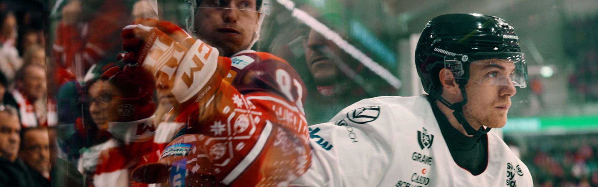 Rotjacken-TV fasst im Magazin das vorweihnachtliche Fanfest und den Heimsieg des EC-KAC gegen die Pioneers zusammen