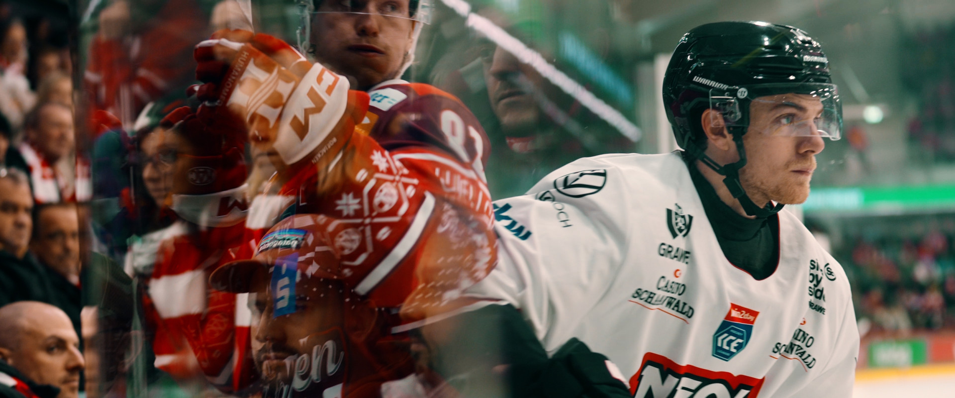 Rotjacken-TV fasst im Magazin das vorweihnachtliche Fanfest und den Heimsieg des EC-KAC gegen die Pioneers zusammen