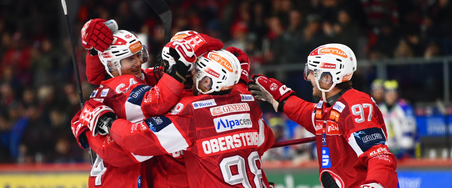 Die Rotjacken jubelten am Samstag über ihren siebten Derby-Heimsieg gegen Villach hintereinander
