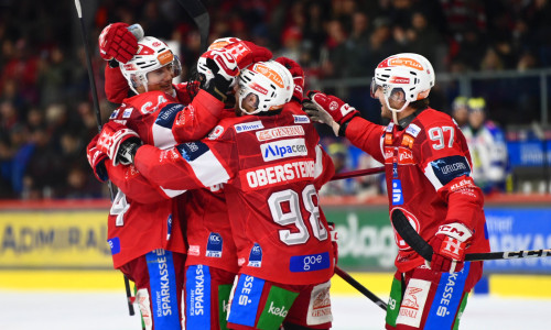 Die Rotjacken jubelten am Samstag über ihren siebten Derby-Heimsieg gegen Villach hintereinander