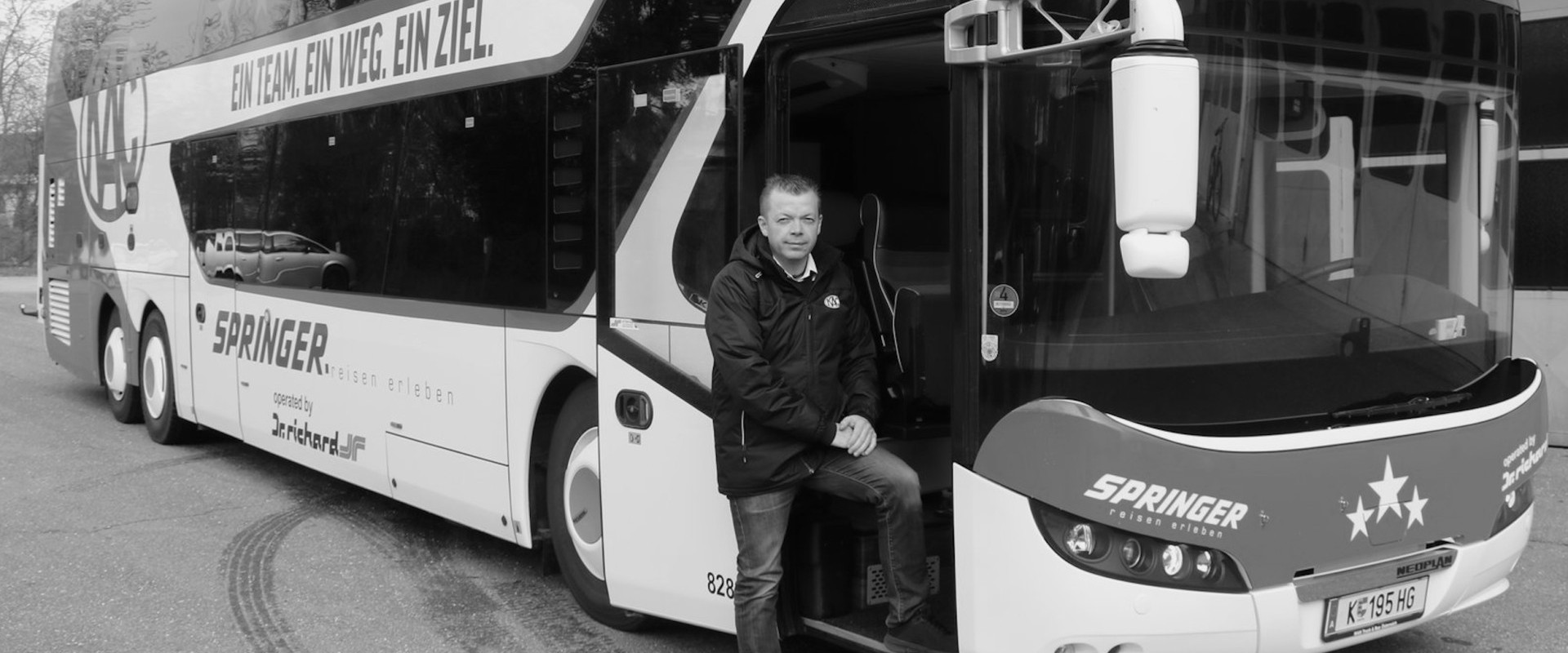 Klaus Schellander war der langjährige Lenker des Mannschaftsbusses der Rotjacken