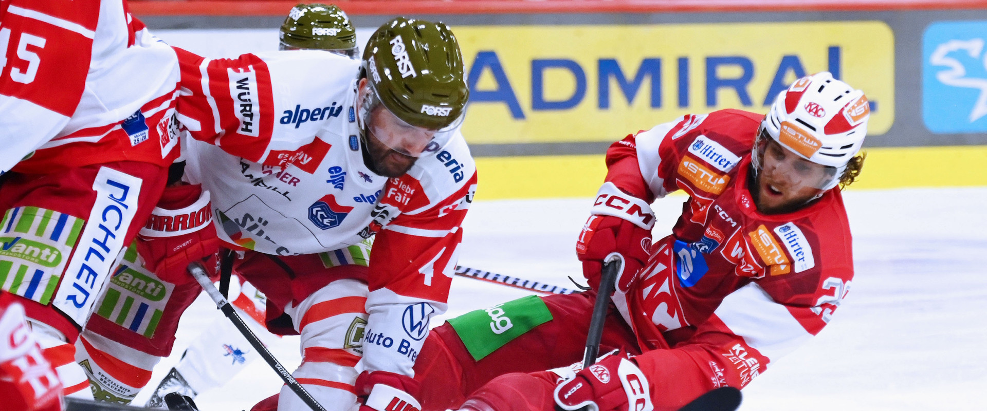 Mario Kempe und die Rotjacken eröffnen das Kalenderjahr 2026 mit einem Heimspiel gegen den HCB Südtirol