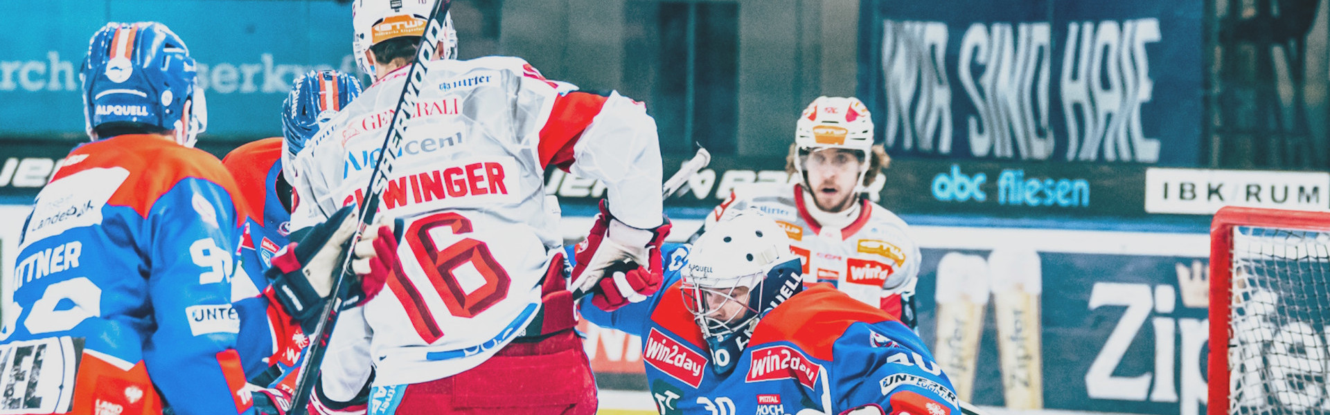 Die Rotjacken treten am Samstagabend zur Wiedergutmachung in Innsbruck an