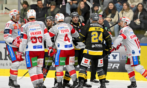 Die Rotjacken wollen am Mittwoch auch das vierte Saisonduell mit dem HC Pustertal erfolgreich gestalten