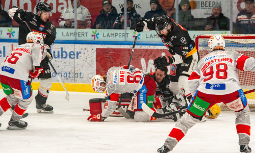 Die Rotjacken siegten am Freitagabend auswärts bei den Pioneers Vorarlberg mit 5:4