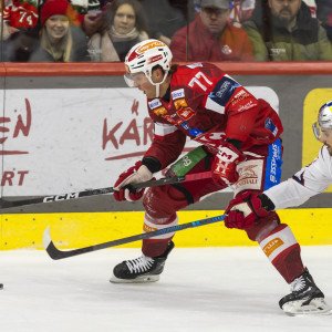 KAC-Topscorer Mathias From musste das Spiel im zweiten Abschnitt verletzungsbedingt vorzeitig beenden