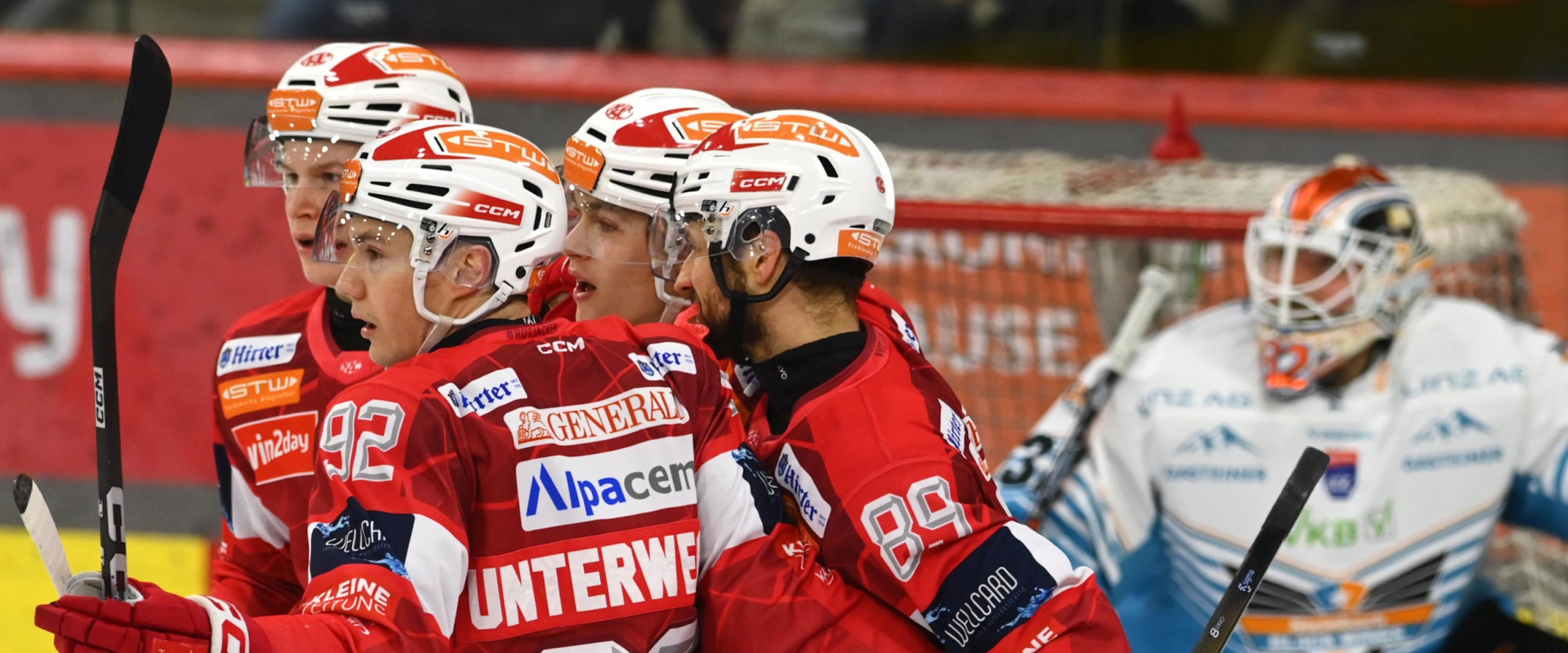 Die Rotjacken feierten gegen Linz neuerlich einen Start-Ziel-Sieg auf eigenem Eis