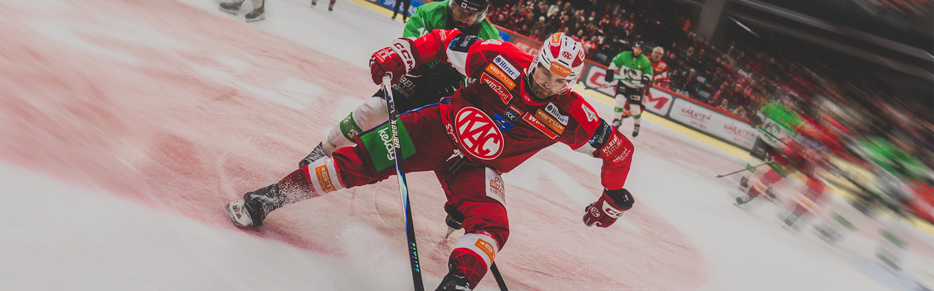 Josh Teves war mit einem Assist und dem Empty Net-Tor einer der Väter des KAC-Sieges