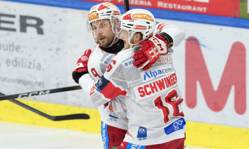 Jan Muršak und Simeon Schwinger zeichneten in Bolzano/Bozen für drei der sechs KAC-Treffer verantwortlich