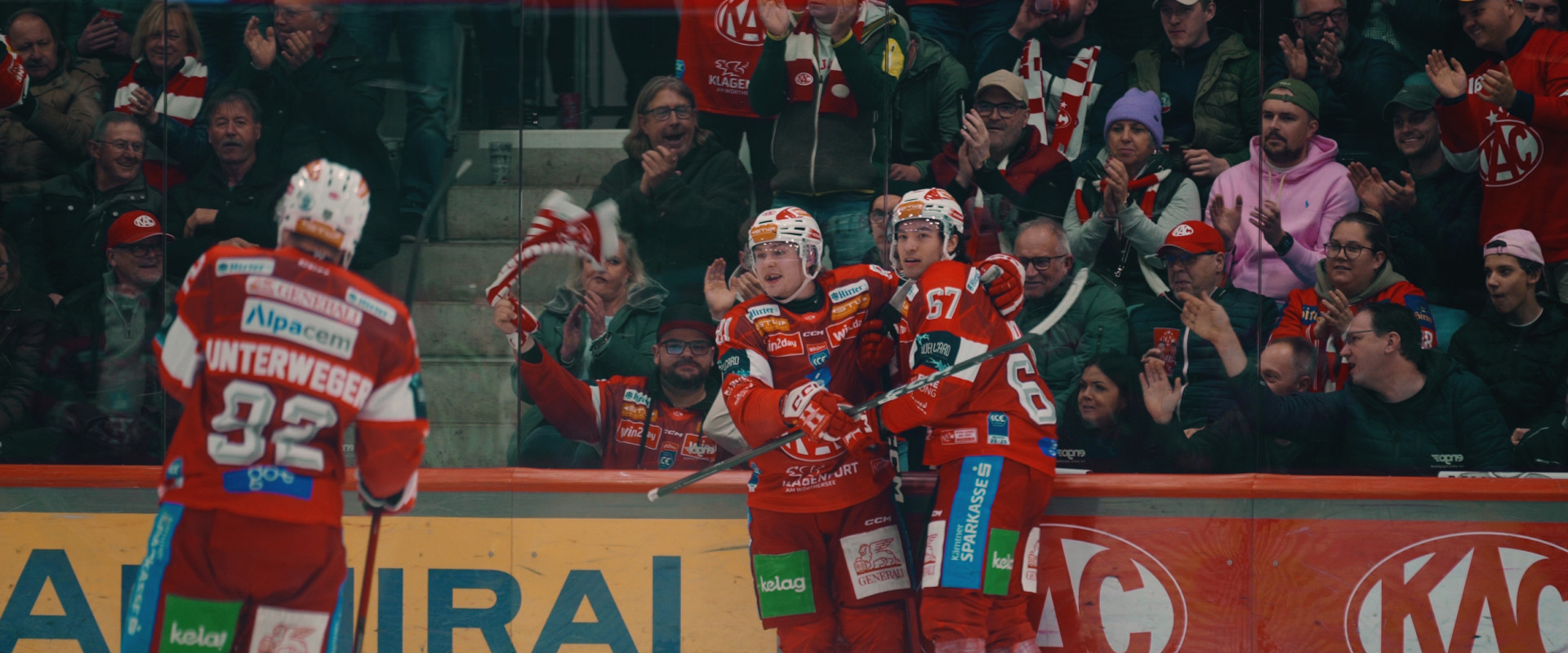 Das Magazin von Rotjacken-TV zum Auftaktsieg des EC-KAC im Viertelfinale