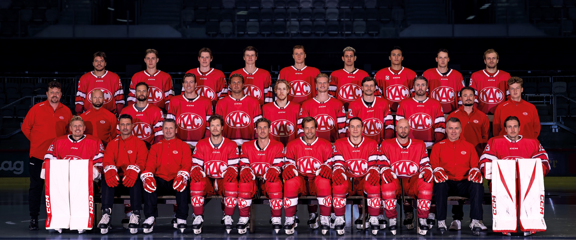 Die Mannschaft des EC-KAC verabschiedet sich von ihren Fans aus der Saison 2025/26