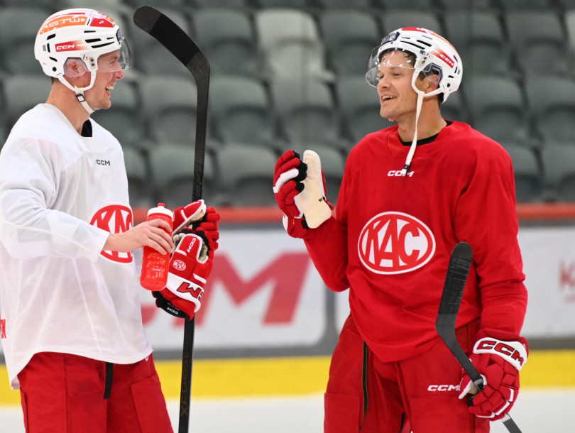 Mattias Göransson und Matt Fraser hatten beim Auftakt ins Trainingscamp viel Spaß