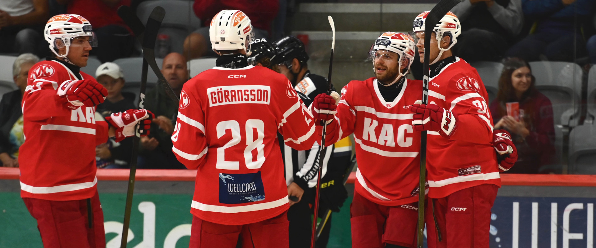 Die Rotjacken gewannen am Freitagabend auch ihr drittes Vorbereitungsspiel auf die neue Saison