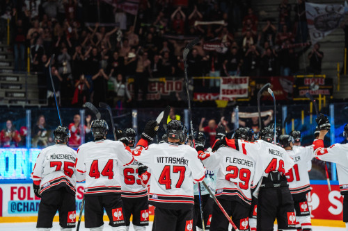 Die Kölner Haie starteten bravourös in ihre zweite CHL-Saison, die mitgereisten Fans konnten sich in Salzburg und Tampere über Auswärtssiege freuen