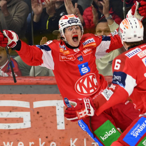 David Waschnig erzielte das Game Winning Goal im 364. Kärntner Derby David Waschnig erzielte das Game Winning Goal im 364. Kärntner Derby