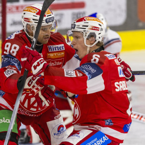 Tobias Sablattnig gelang nach Vorarbeit von Daniel Obersteiner das Game Winning Goal zum zwischenzeitlichen 4:2.